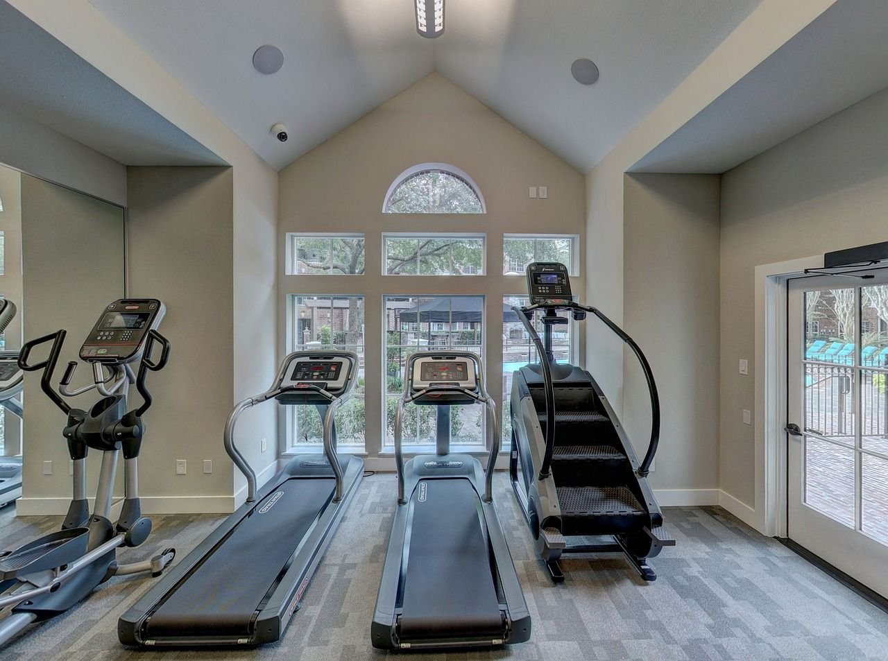 A Beginner Strength Routine You Can Do at Home